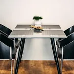 Apartament Mart's Choice *