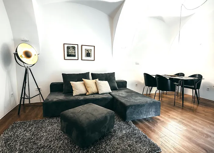 Apartman Mart's Choice