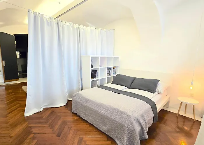 Apartman Mart's Choice