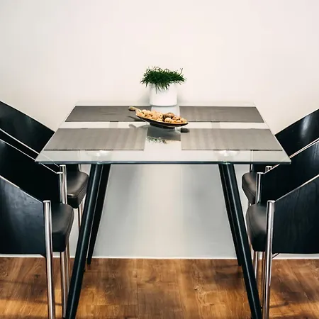 아파트 Mart's Choice *