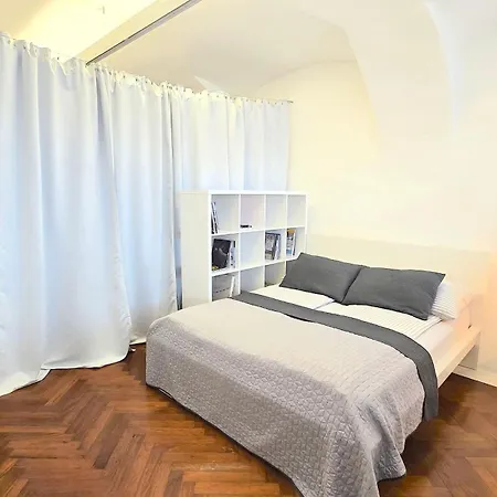 Apartman Mart's Choice